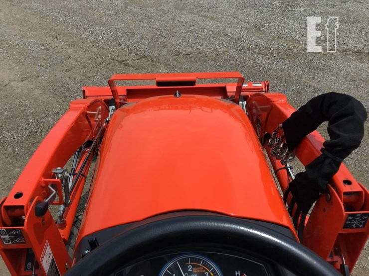 2022-kubota-bx2680-image-15