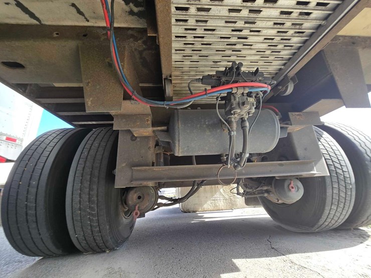 2012-great-dane-trailer-image-6