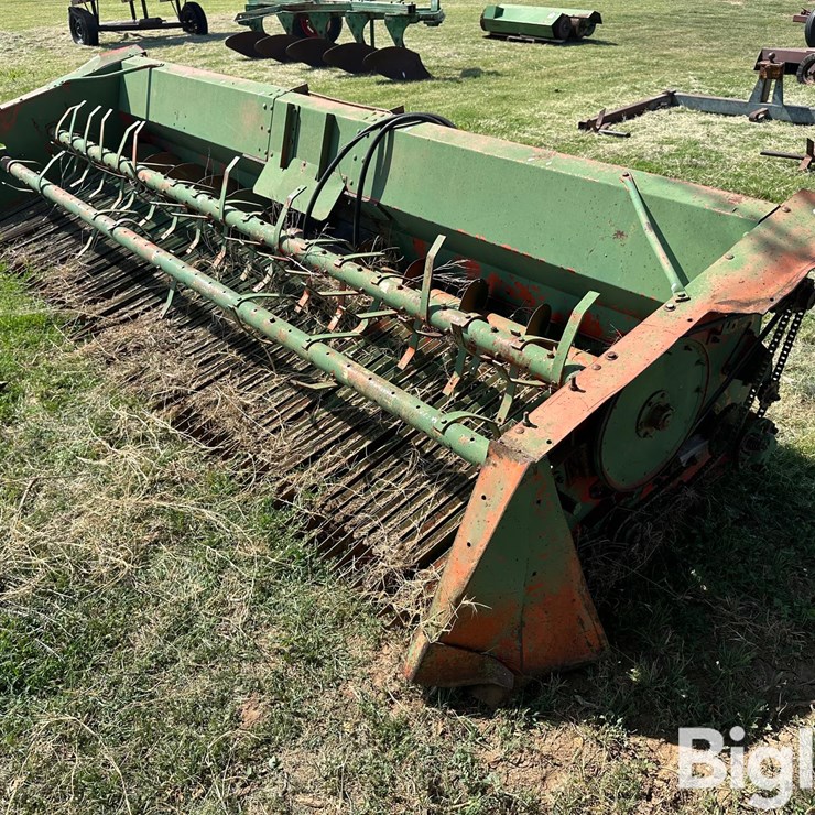 Allis-Chalmers Broadcast Cotton Stripper Head