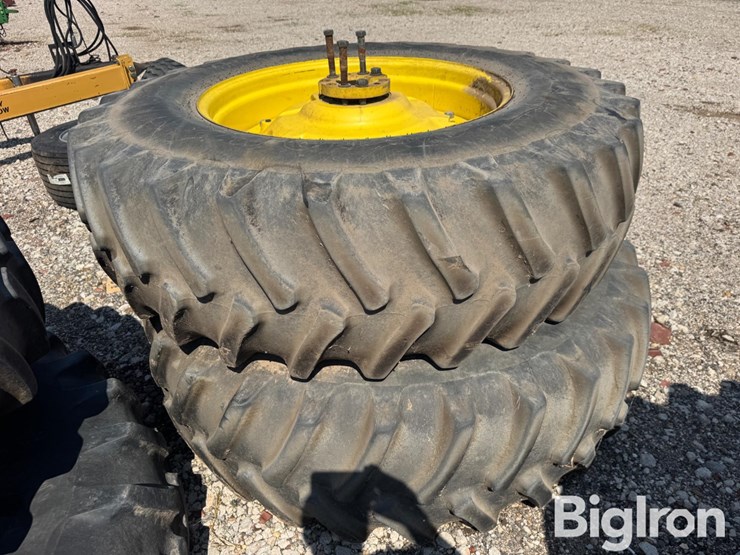 deere-tires-image-13