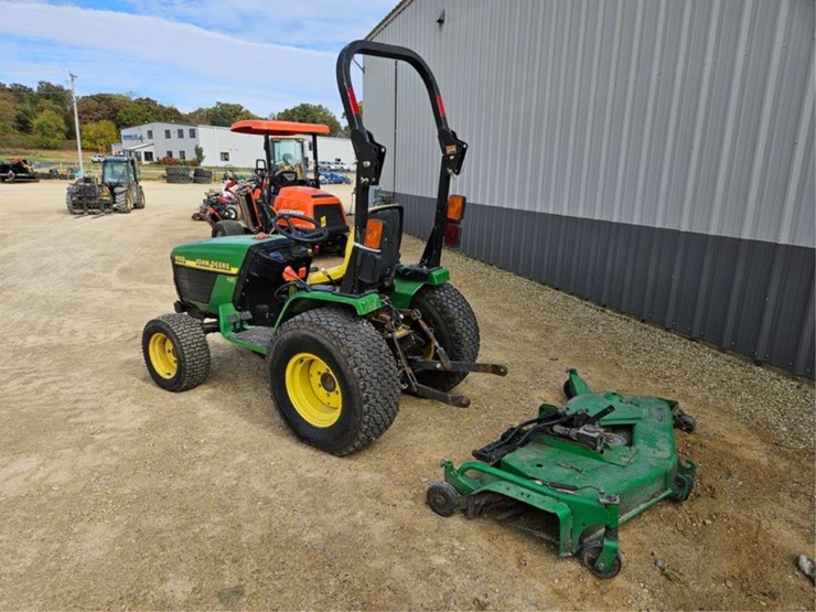 john-deere-4100-image-3