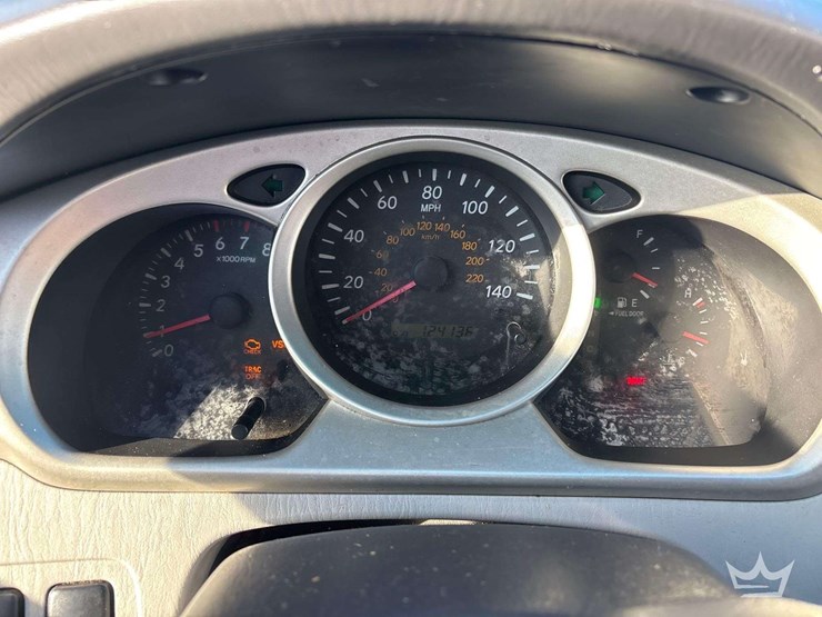 2005-toyota-highlander-image-13