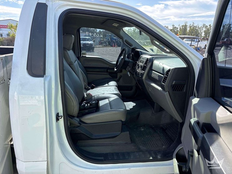 2017-ford-f250-image-21