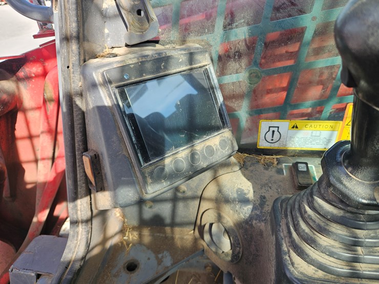 takeuchi-tl12v2-image-10