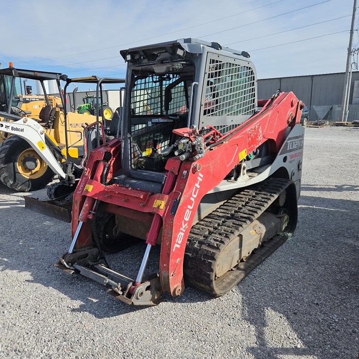 TAKEUCHI TL12V2
