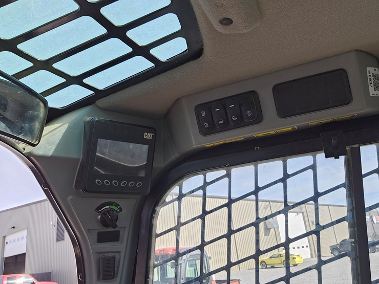 caterpillar-299d3-image-10