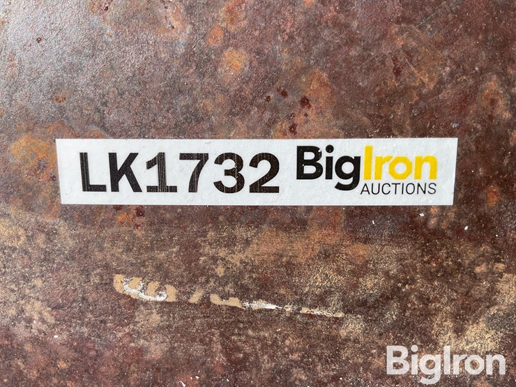 john-deere-230-image-19