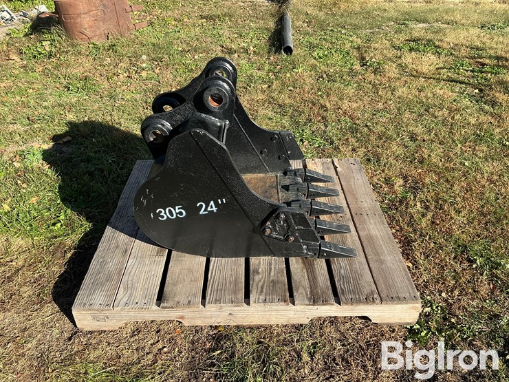 2023-landhero-cat305/306-mini-excavator-bucket-image-4