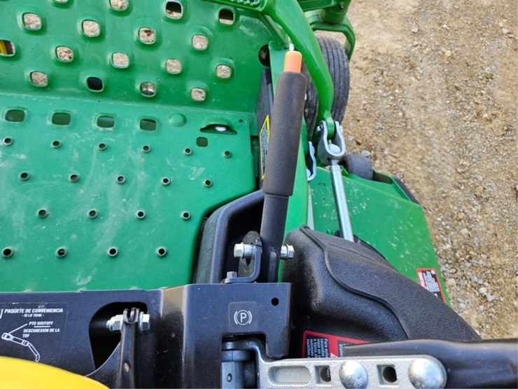 2022-john-deere-z930m-image-21