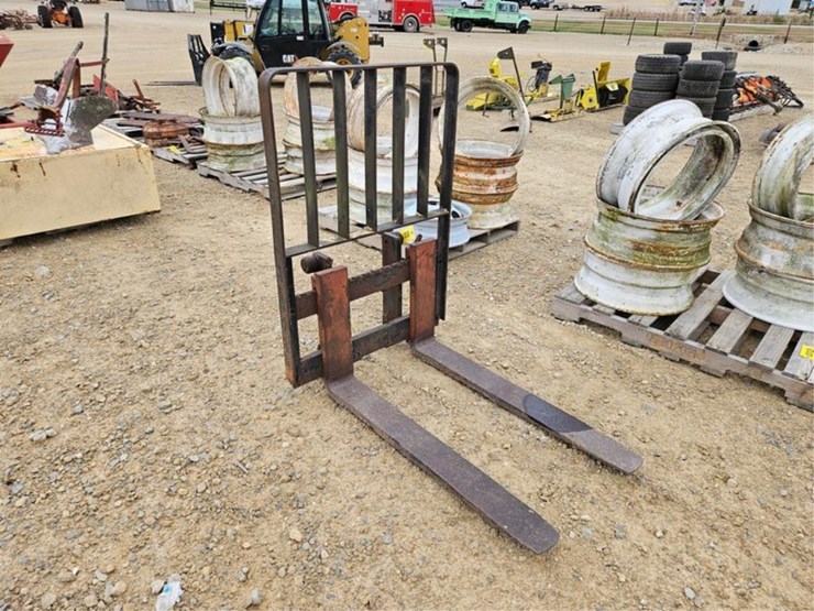 #3109-•-42"-pallet-forks-for-fork-lift-image-5