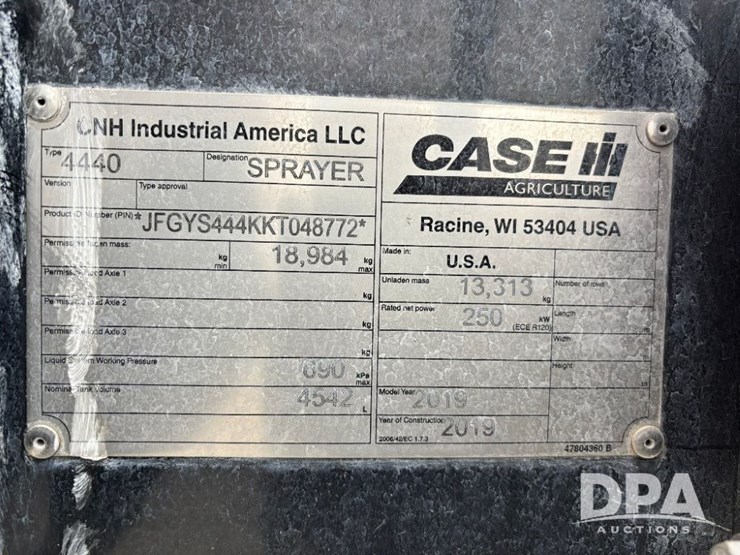 2019-case-ih-patriot-4440-image-126