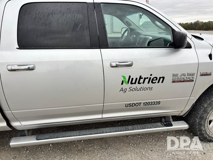 2017-ram-2500-heavy-duty-slt-4x4-pickup-(gp11747,-unit-98702)-image-43