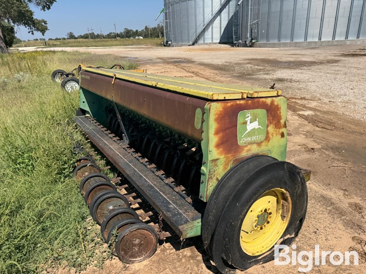 john-deere-8300-image-5