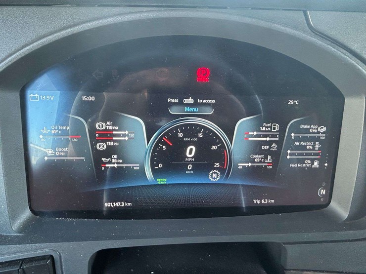 2022-kenworth-t680-image-4