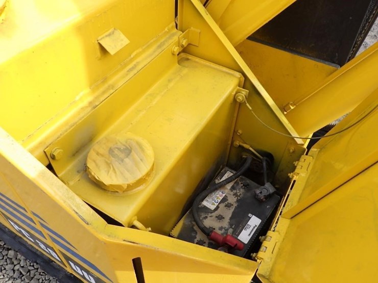 komatsu-pc28-image-13