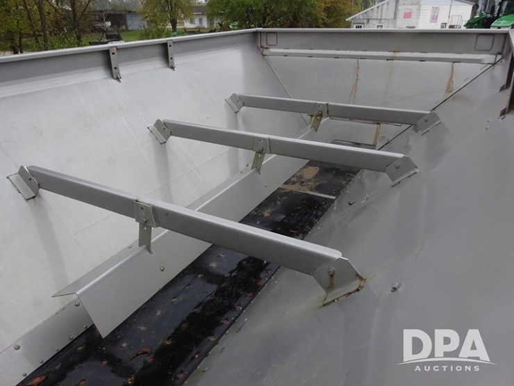 2018-john-deere-f4365-image-67