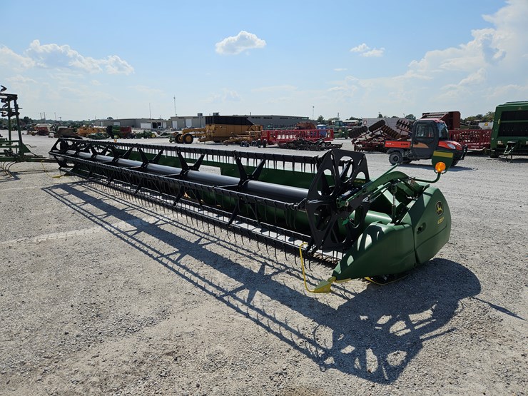 2009-john-deere-635f-image-13