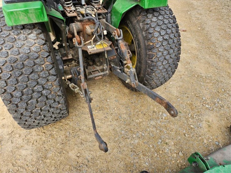 john-deere-4100-image-13