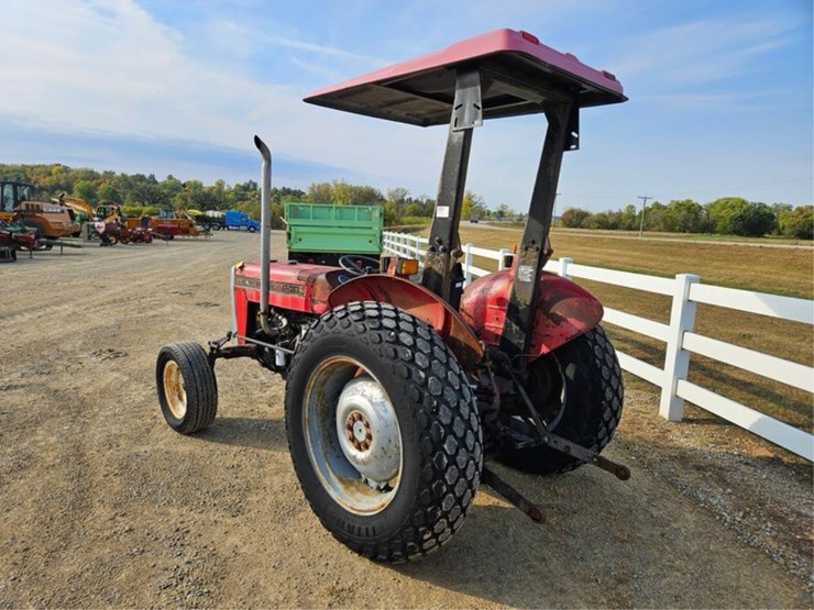 massey-ferguson-240-image-3