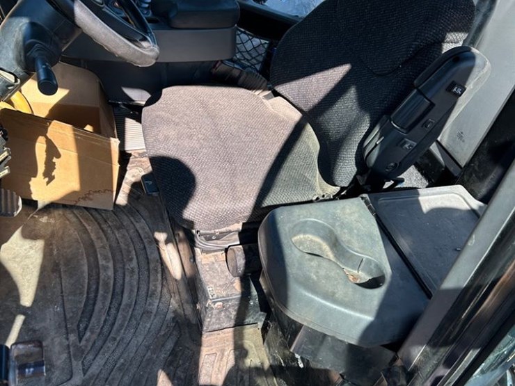 2012-ag-chem-rg1100-image-11