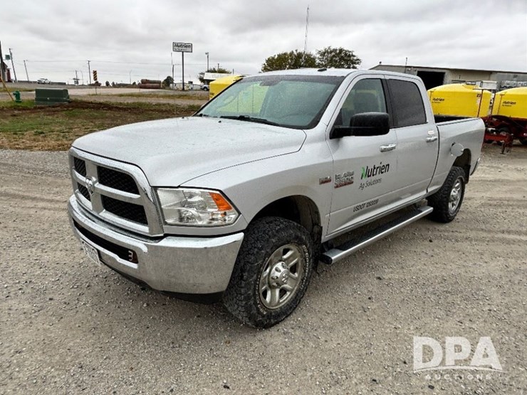 2017-ram-2500-heavy-duty-slt-4x4-pickup-(gp11747,-unit-98702)-image-1