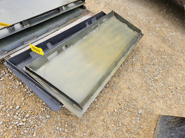 #3006-•-(2)-face-plates-image-4