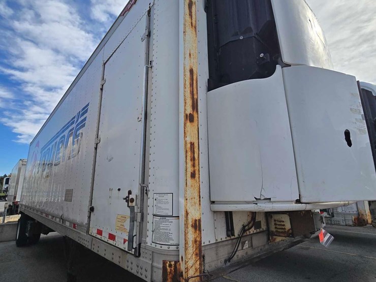 2012-great-dane-trailer-image-2