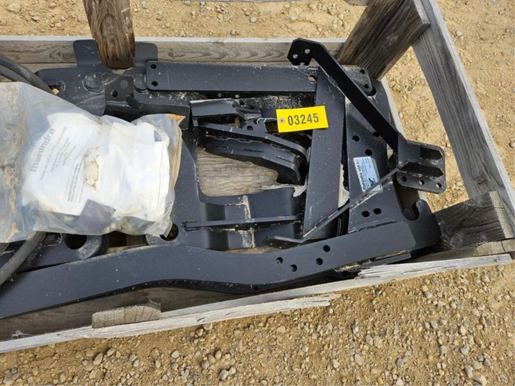 mahindra-2645-image-9