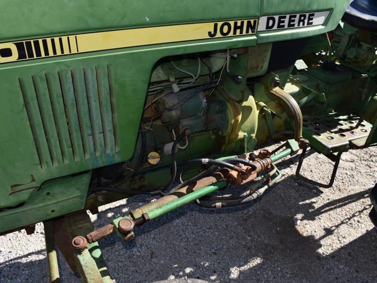 john-deere-1050-image-4