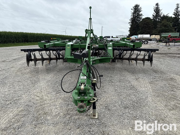 john-deere-2720-image-2