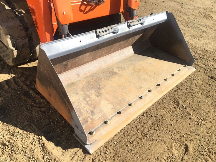 2015-kubota-svl75-2-image-8