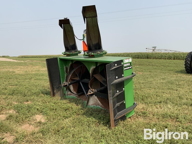 snowblast-9600a-3-pt-snow-blower-image-5