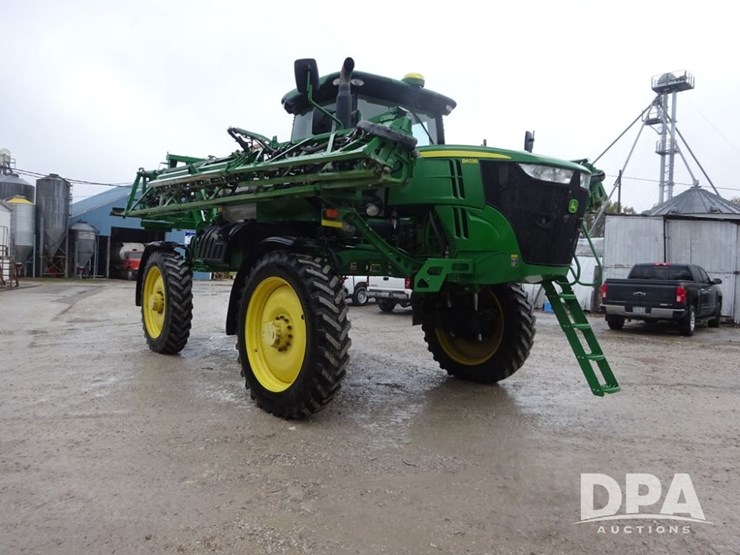 2017-john-deere-r4038-image-11