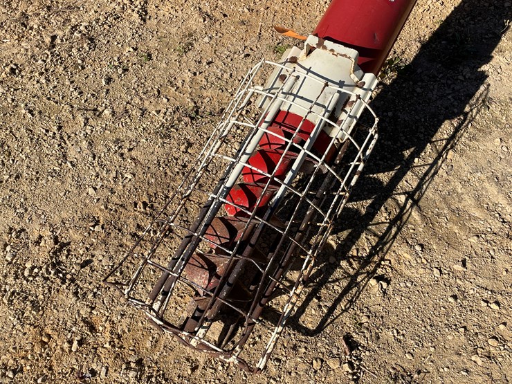 buhler-farm-king-831-image-5