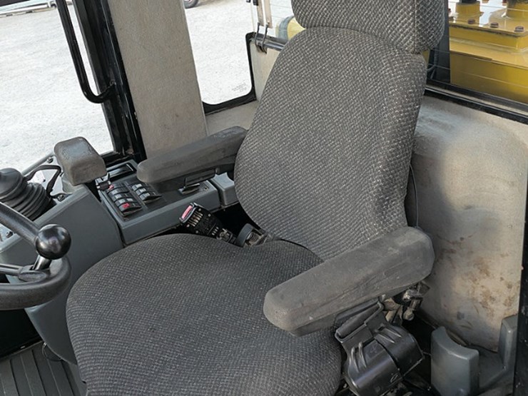 2014-caterpillar-924h-image-32