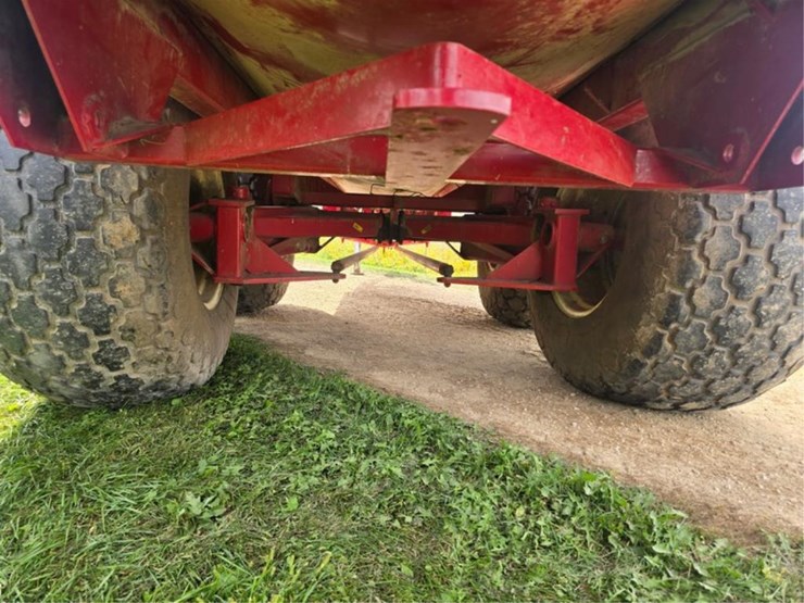 #22-•-2002-j-star-5600-manure-tank-image-7