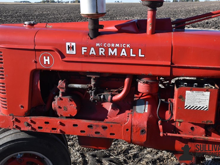 1946-farmall-h-2wd-tractor-image-12