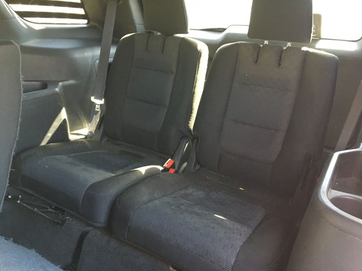 2013-ford-explorer-xlt-image-12