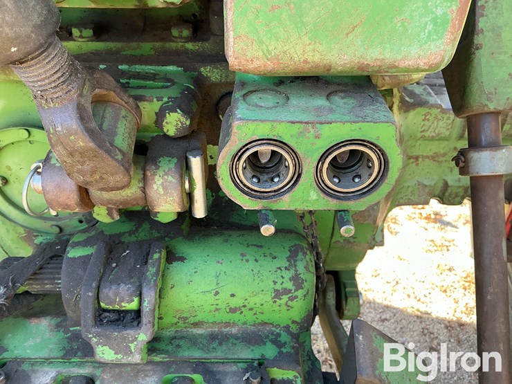 1965-john-deere-3020-image-10