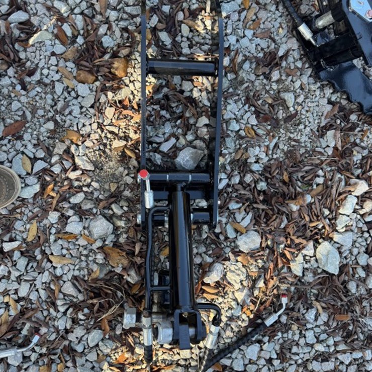 #2001 • Hydraulic Thumb for Mini Excavator