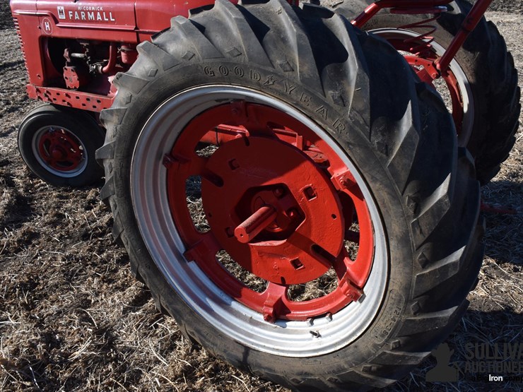 1946-farmall-h-2wd-tractor-image-19