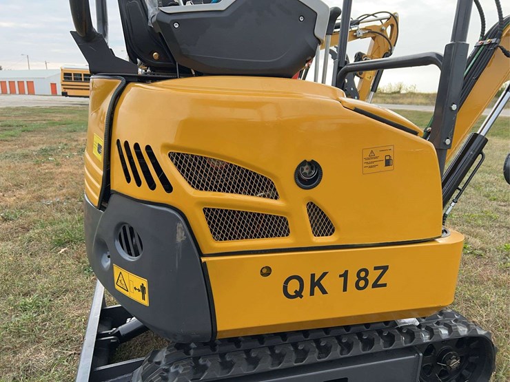 mini-excavator-qk18z-image-24