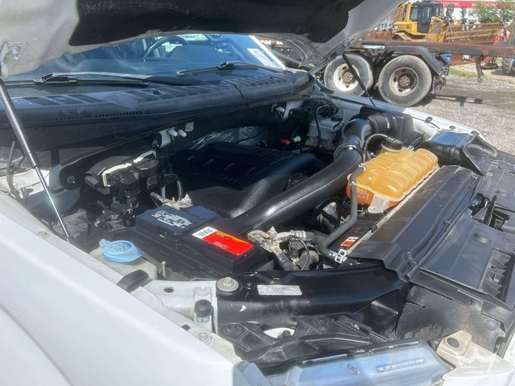 2015-ford-f150-image-8