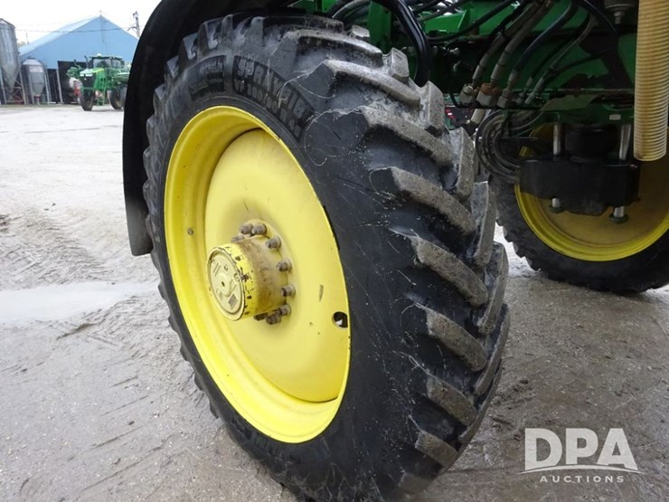 2015-john-deere-r4038-image-50