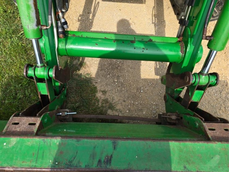 john-deere-7520-image-18