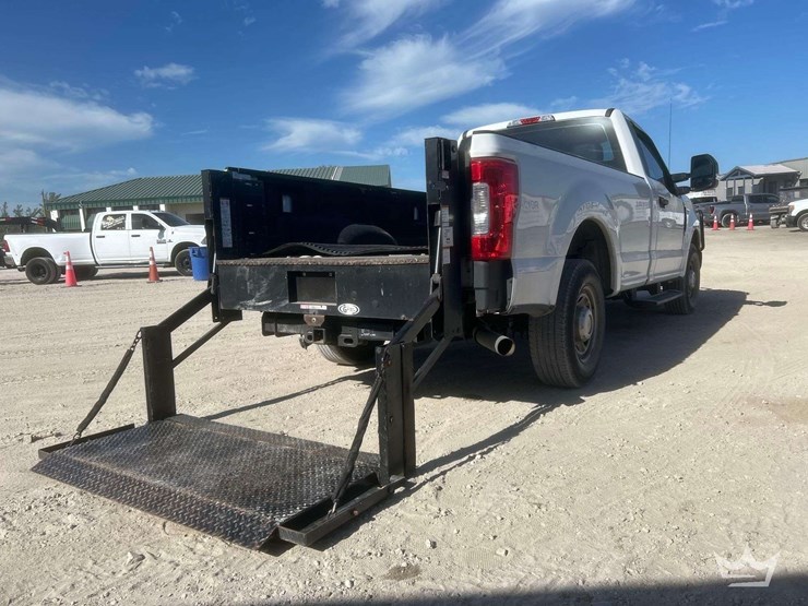 2017-ford-f250-image-4