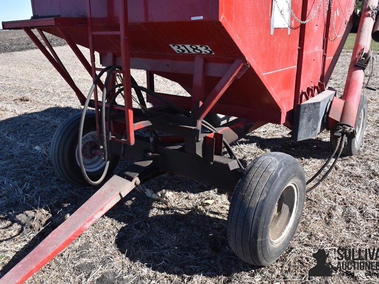 250-bu-gravity-wagon-image-12