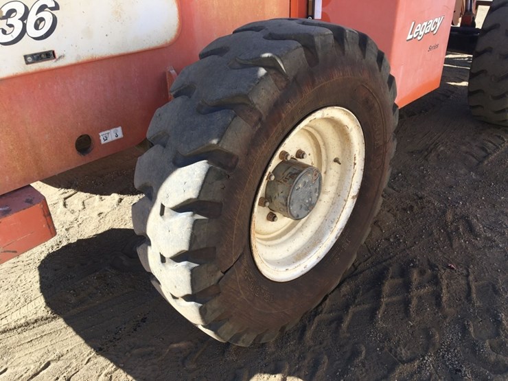 2003-sky-trak-6036-image-10