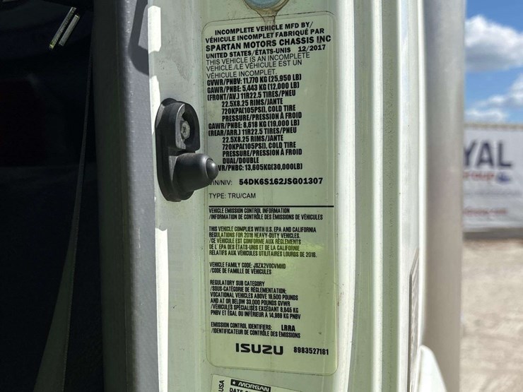 2018-isuzu-ftr-image-4