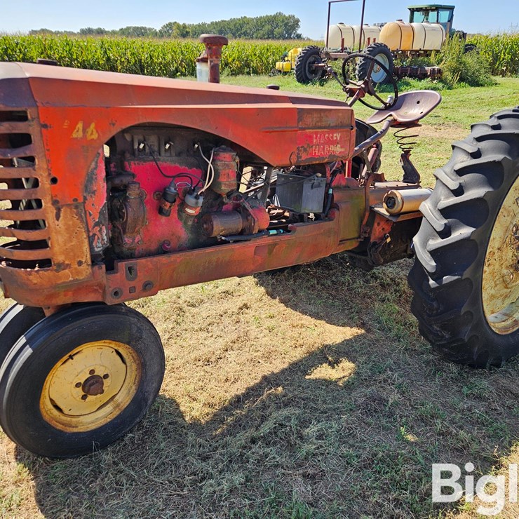 MASSEY-FERGUSON 44